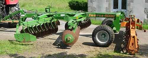 Борона дисковая Amazonen Taurus Taurus-3000 / Taurus-4000