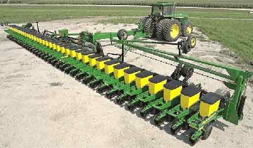 Сеялка пропашная широкозахватная John Deere DB