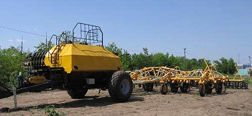 Комплекс пневматический посевной СибзаводАгро Иртыш-10