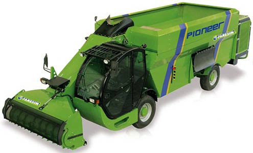 Кормосмеситель самоходный горизонтальный Faresin Pioneer 1200 ... 1600