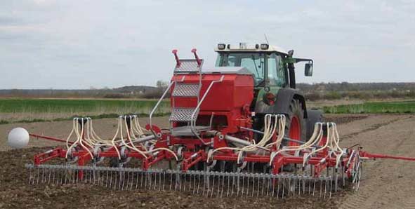 Агрегат для внесения удобрений и семян Kongskilde Vibro Seeder VS  400 / 500 / 600 / 800