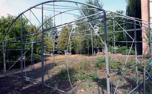 Теплица туннельная S-9