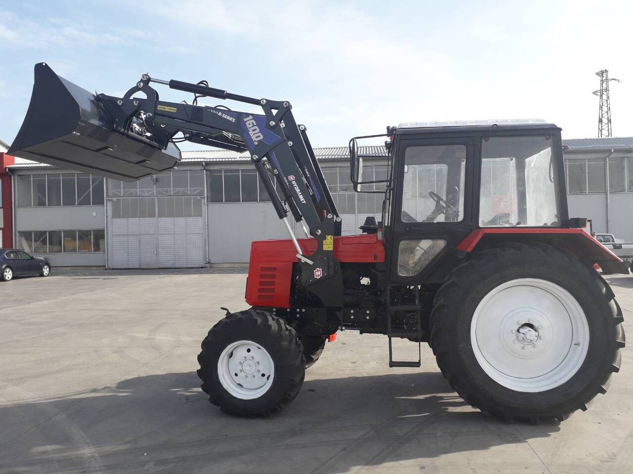 Фото погрузчика фронтального TUR BASIC 1600