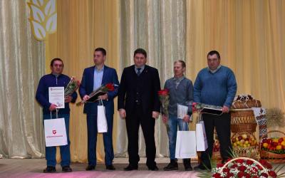 Лучшие труженики брянских полей получили награды от «Брянсксельмаша»