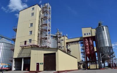 В Омской области запустили вторую очередь комбикормового завода