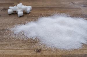 Цены на сахар от производителей снижаются