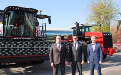 Министр по промышленности и АПК Евразийской экономической комиссии посетил Ростсельмаш