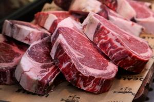 Рязанский мясокомбинат-фантом поставил в Москву 53 тонны реальной говядины
