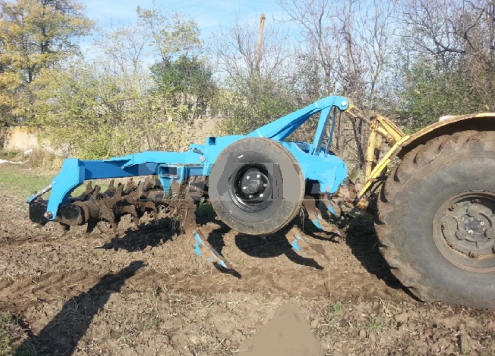 Глубокорыхлитель навесной РН 7-4,2 с катком (7 стоек)