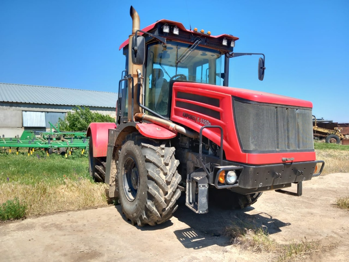 Трактор Кировец К-525