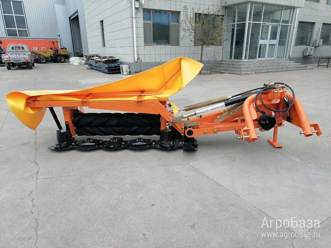 Косилка c плющилкой дисковая 2.05 м навесная тракторная Косилка c плющилкой дисковая 2.05 м навесная тракторная