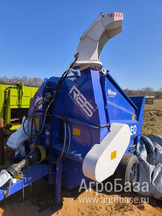 Измельчитель рулонов, разбрасыватель RBS Teseo F