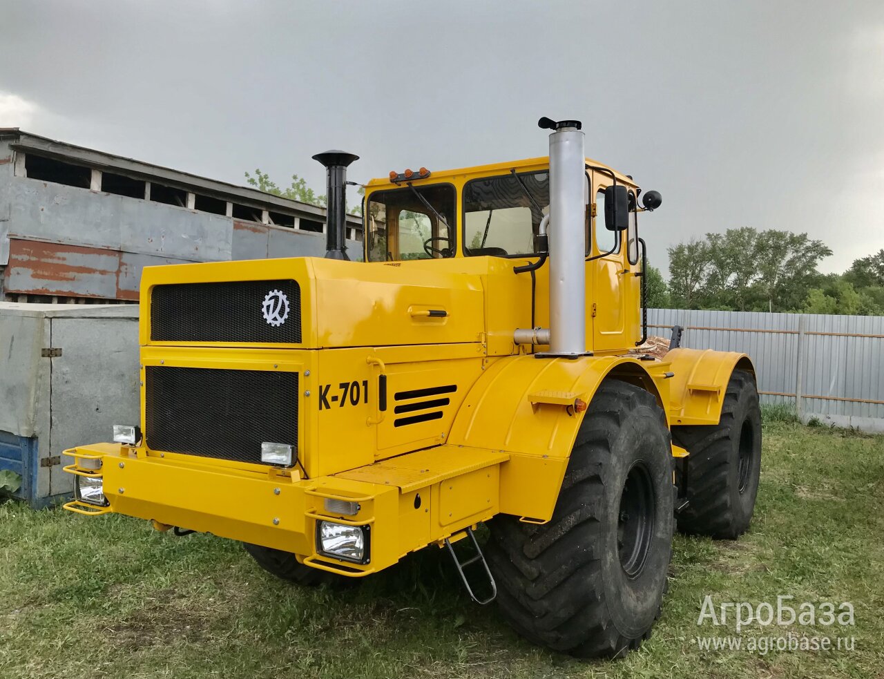 Трактор Кировец К-701