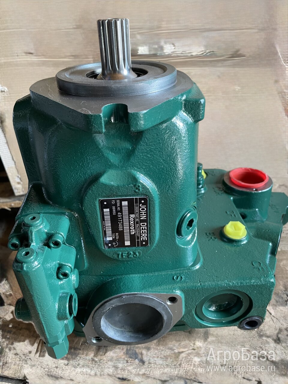 Гидронасос John Deere RE258467