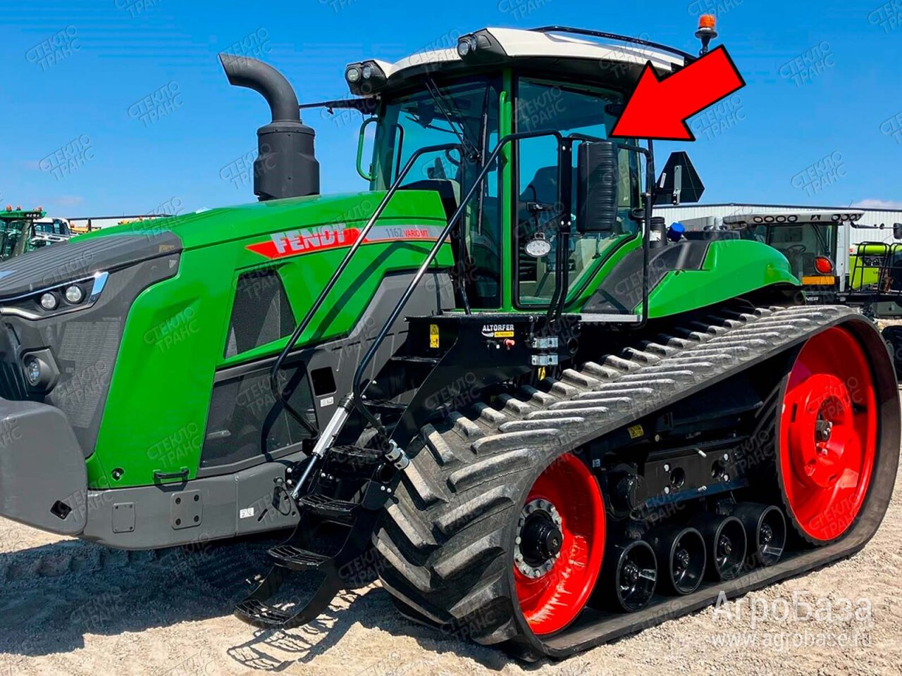 Стекло дверное левое для FENDT VARIO 500625D1