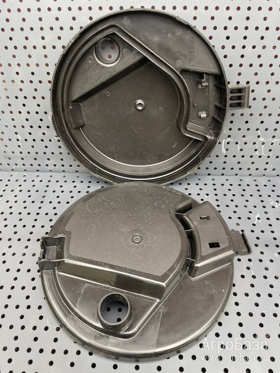 Крышка камеры вакуумметра A94259 (JOHN DEERE)