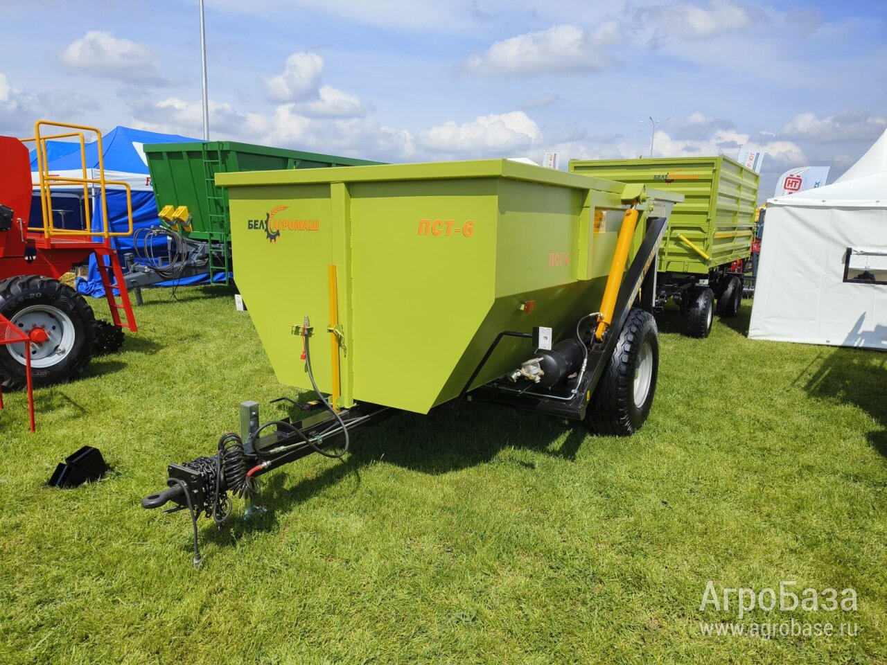 Полуприцеп самосвальный тракторный ПСТ-6; 6,5