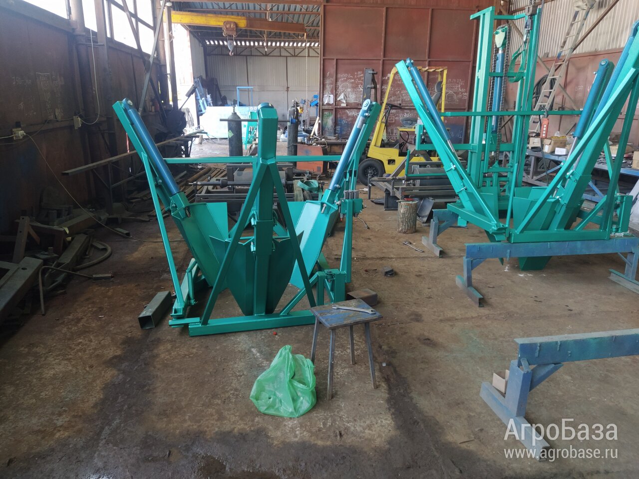 Выкопщик деревьев.