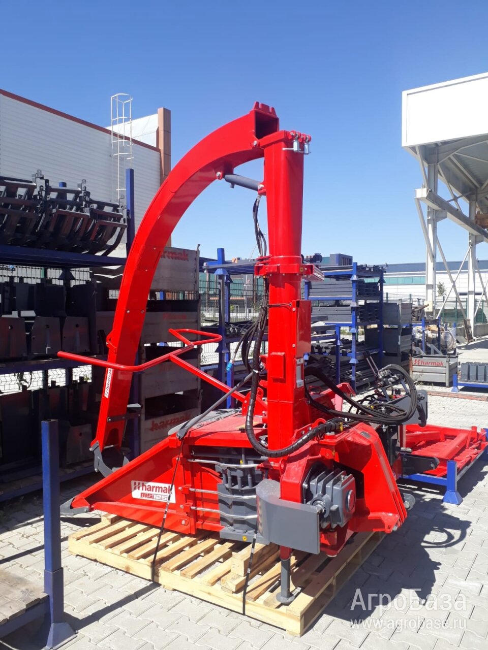 Кормоуборочный комбайн прицепной HARMAK MS 125 - FJB GROUP LLC