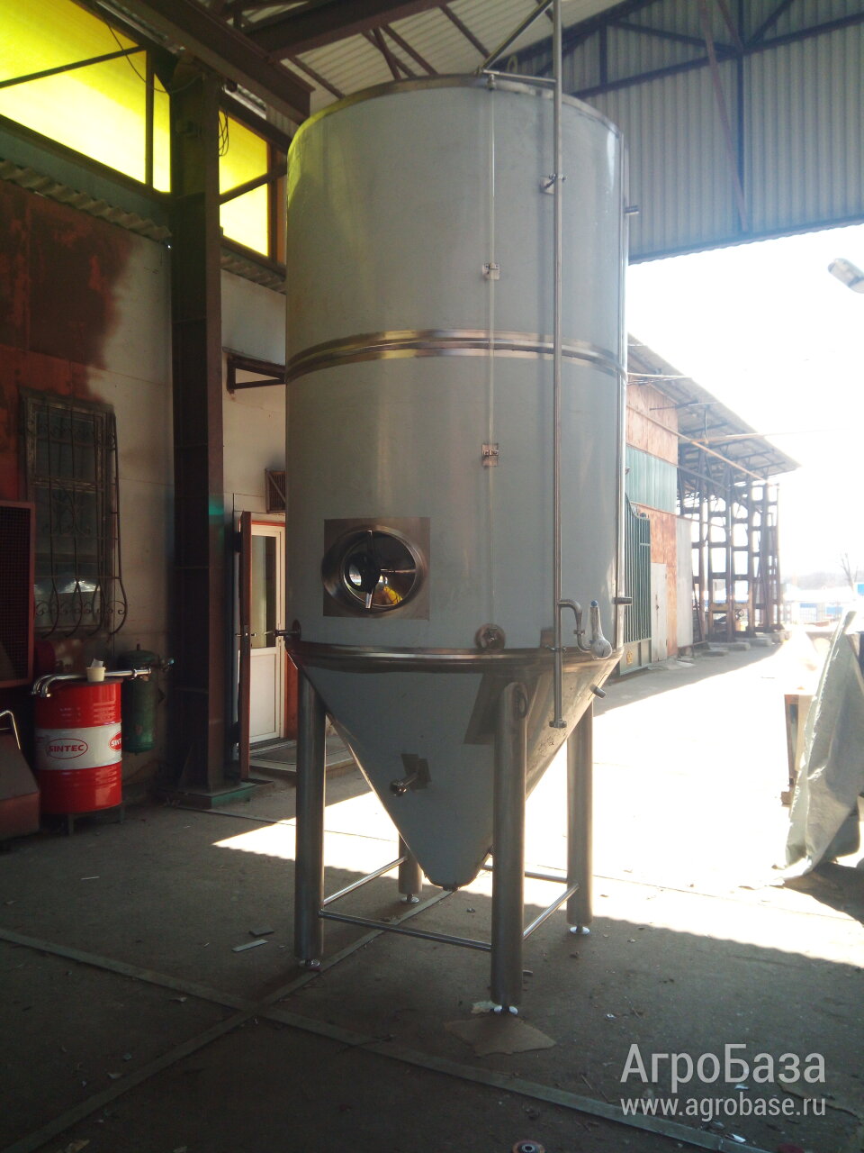 Емкости пищевые из нержавеющих сталей