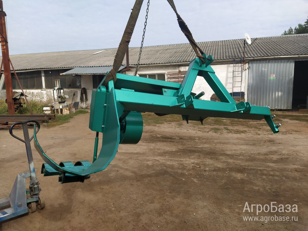 Скоба выкопочная.