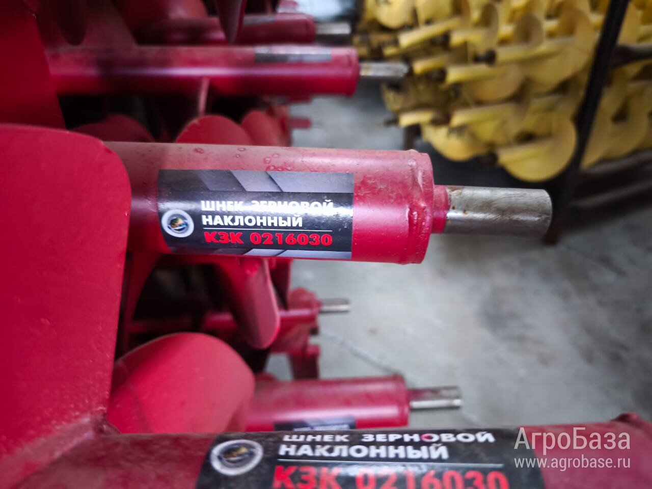 Шнек зерновой наклонный Палессе 812,1218. КЗК 0216030