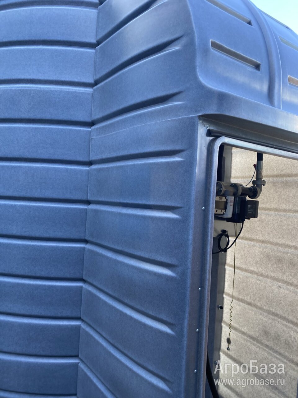 емкость заправочная