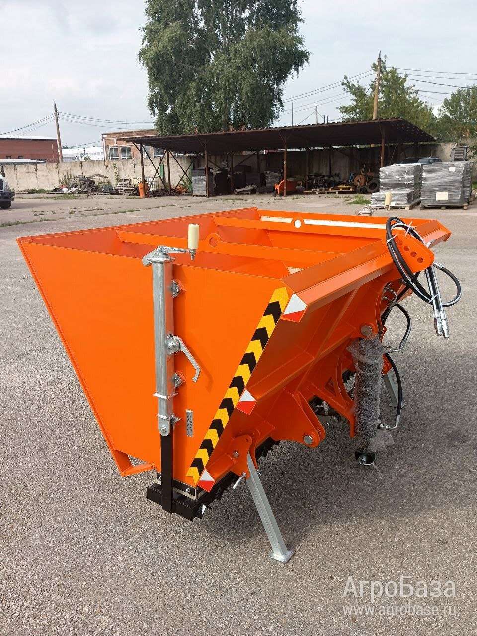 Пескоразбрасыватель ПВ-500