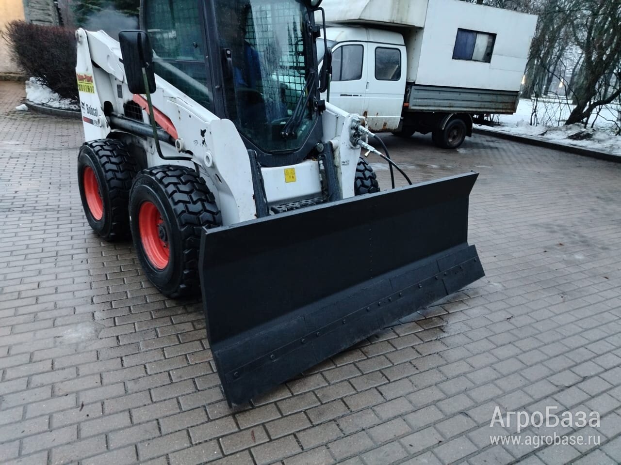 Отвал для минипогрузчика