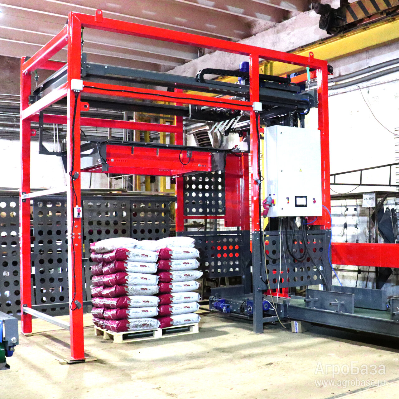 Паллетоукладчик ПАЛ-10. Замена 4-х грузчиков