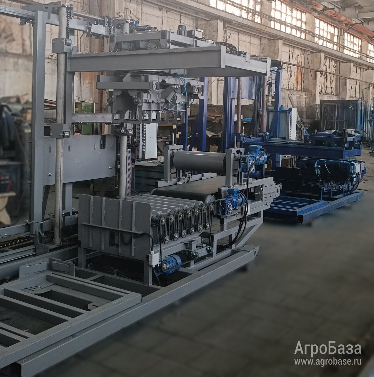 Мобильный робот-паллетоукладчик, паллетизатор, робот-паллетайзер