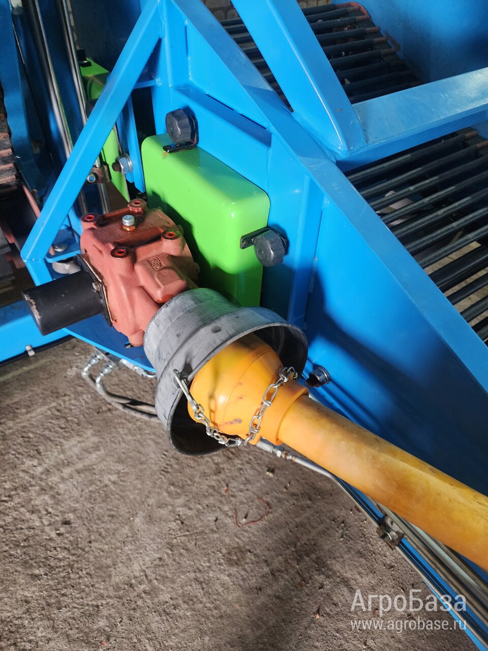 Луковый подборщик