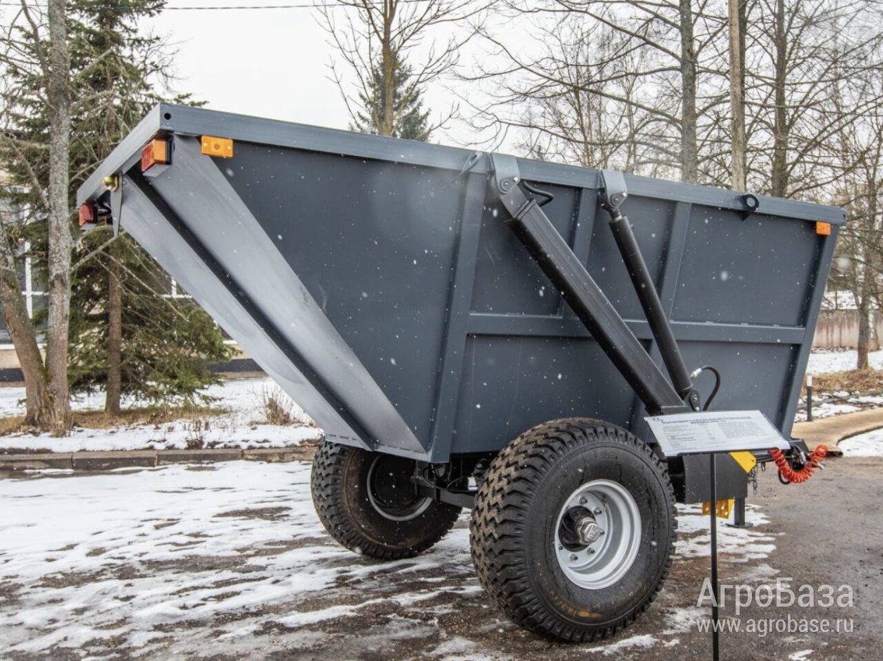 Полуприцеп герметичный жижевоз 2ППС-6,5 тракторный