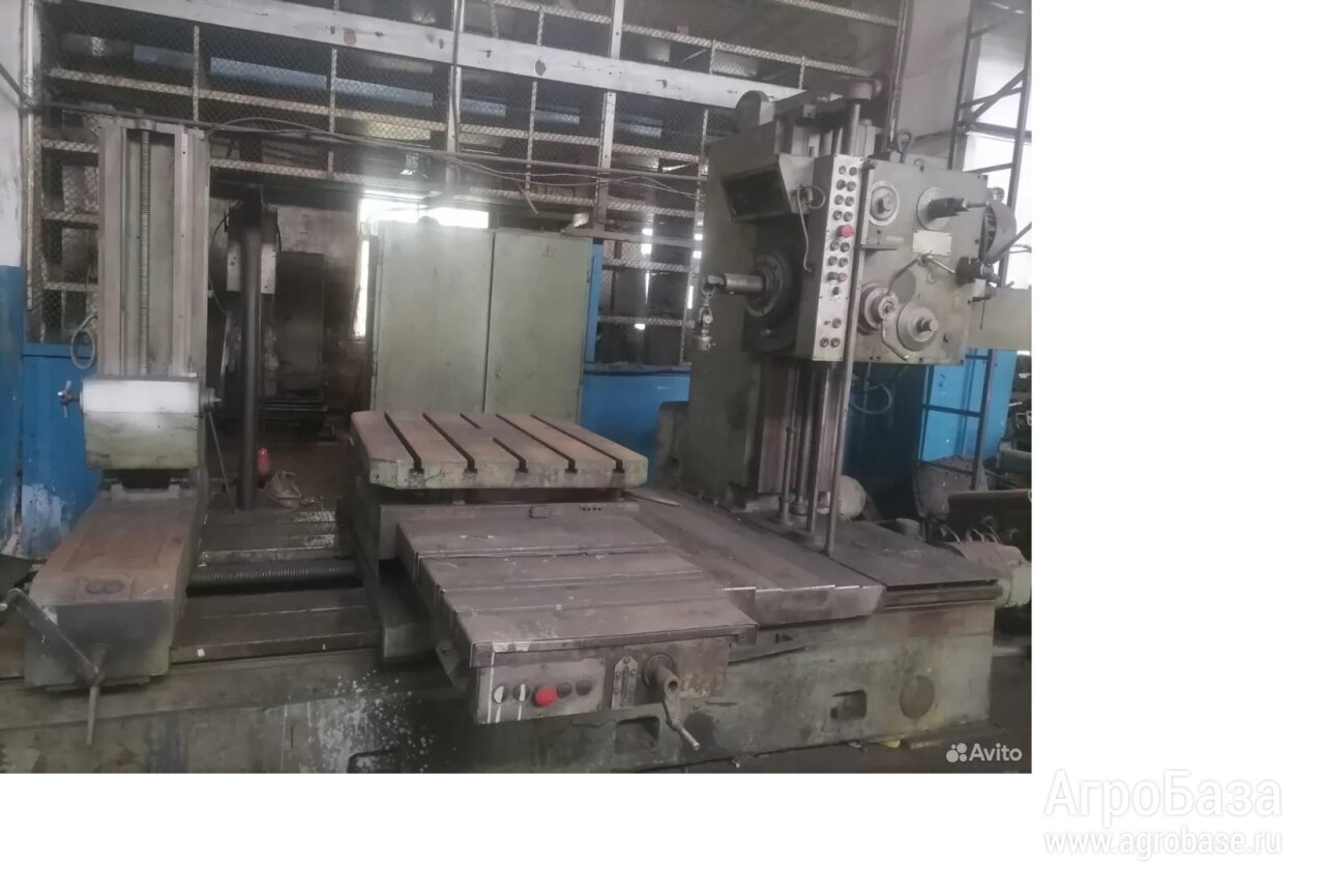 Горизонтально-расточной станок 2М614