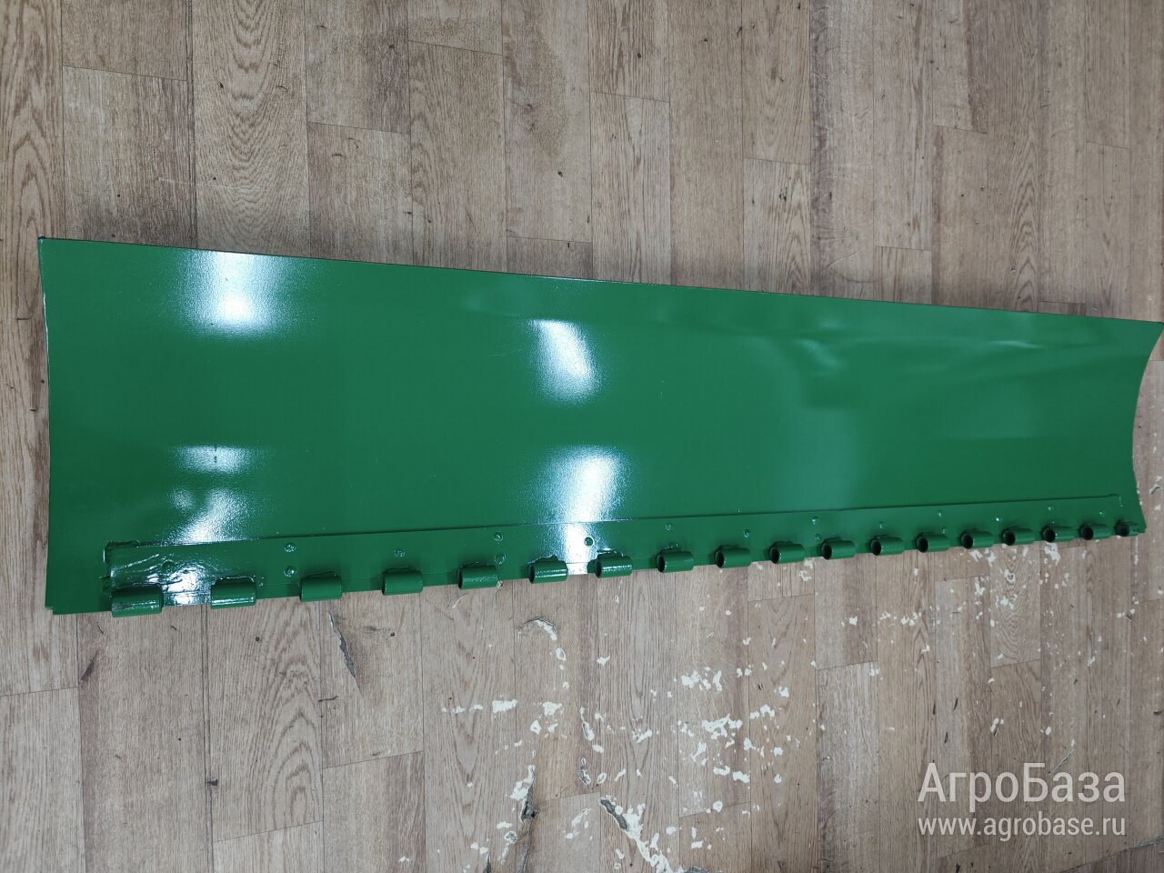 Пластина камнеуловителя AH156157 John Deere STS /S