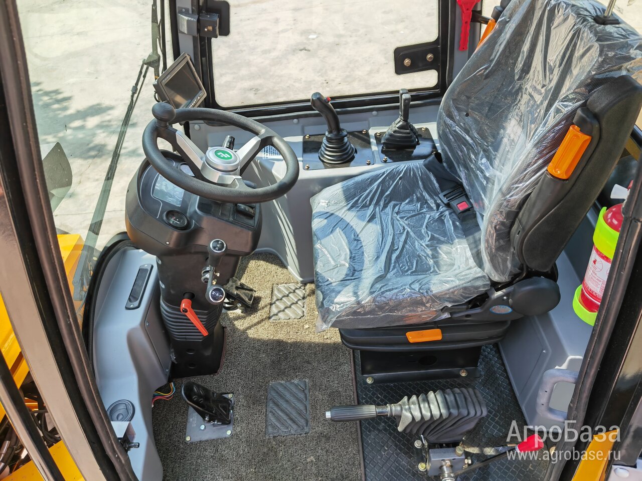 Телескопический погрузчик FORLOAD T3500