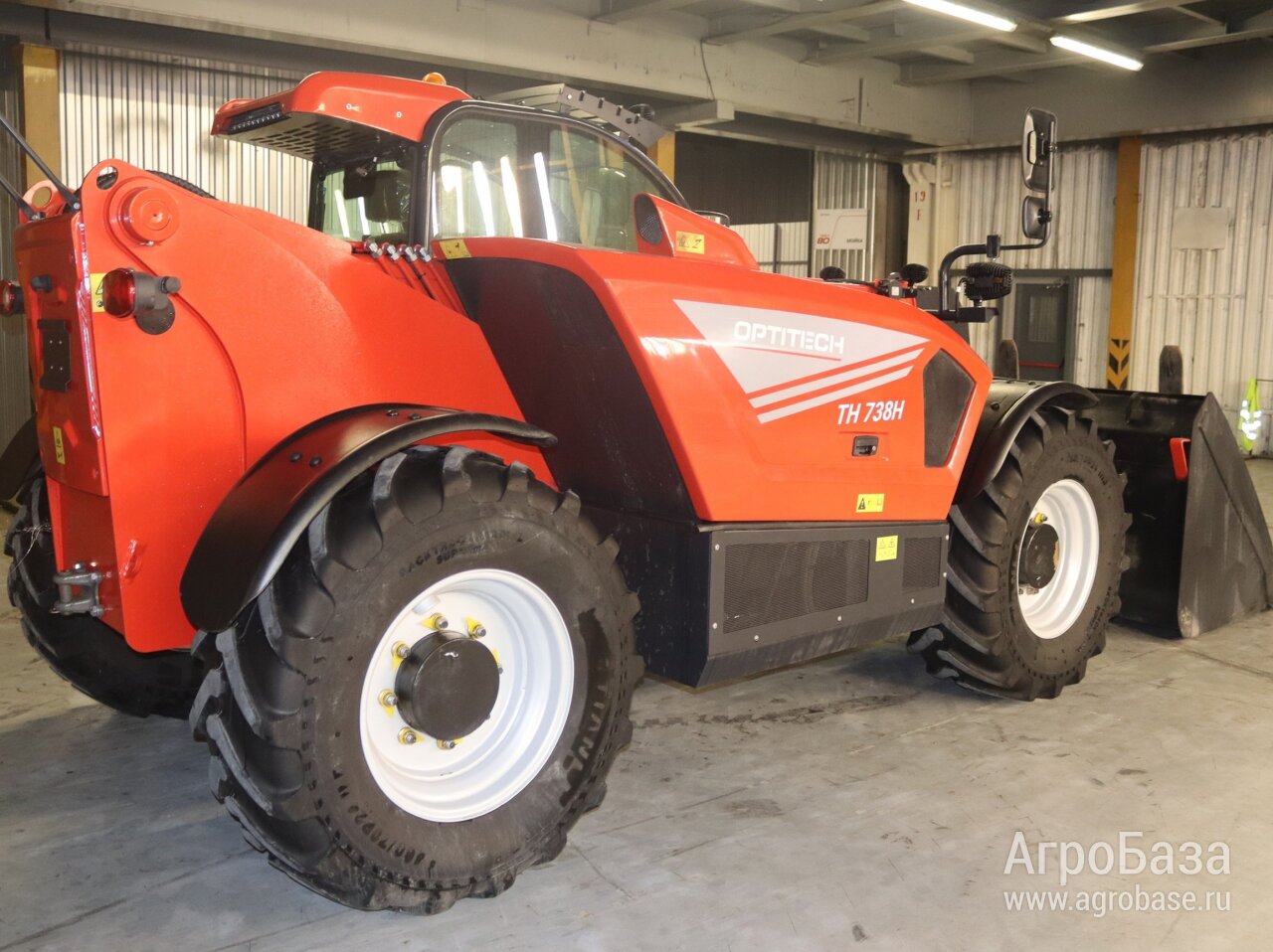 Телескопический погрузчик OPTITECH TH 738H
