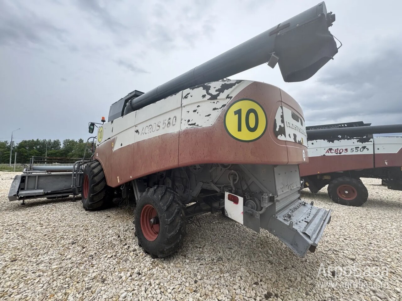 Комбайн АКРОС 580