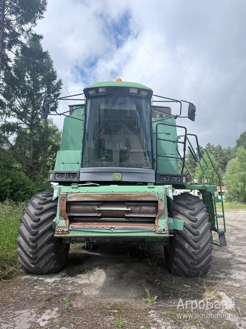 Комбайн John Deere 1550 CWS