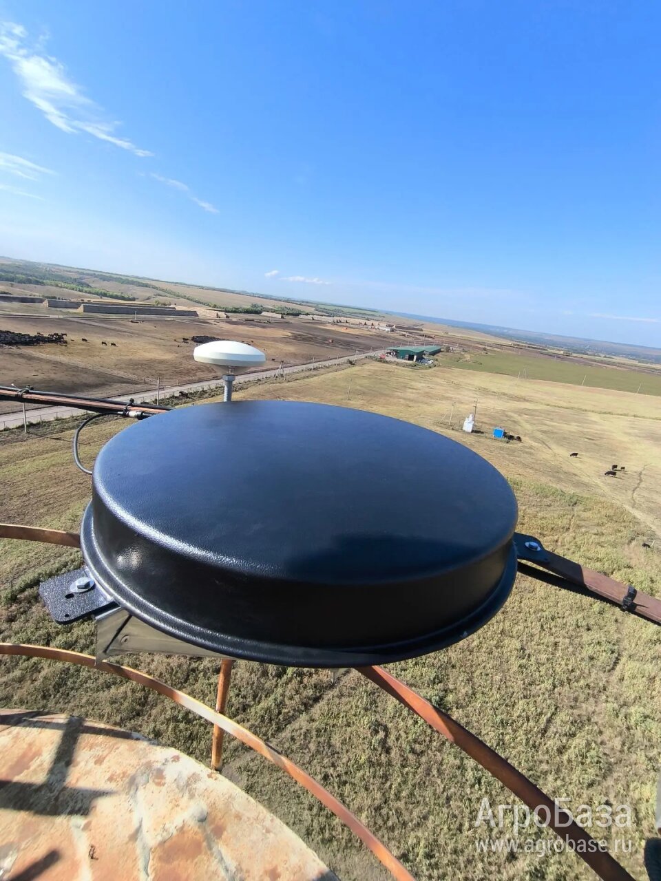 Усиленная  помехозащищенная GNSS антенна Звезда-3