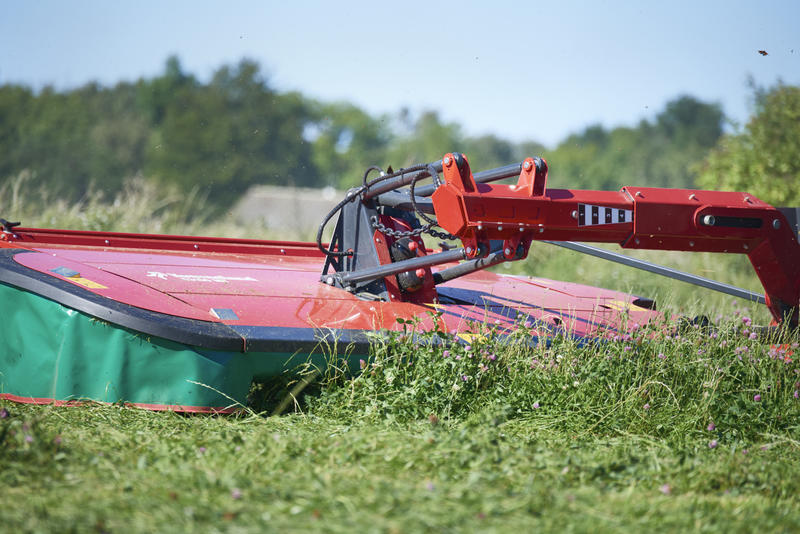 Крепление на четырех рычагах подвески косилки 53100 Крепление на четырех рычагах подвески косилки 53100