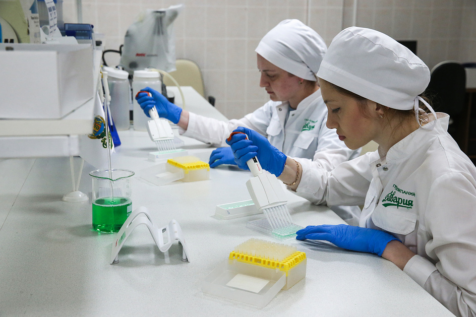 Комплекс включает в себя лаборатории микроклонального размножения и иммунодиагностики картофеля Комплекс включает в себя лаборатории микроклонального размножения и иммунодиагностики картофеля